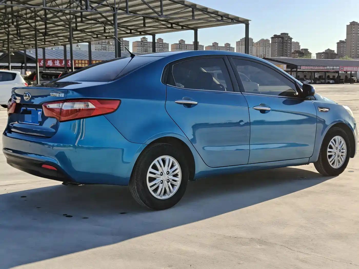 Kia K2 2012 Sedan 1.4L AT GLS Commemorative Edition фото 9