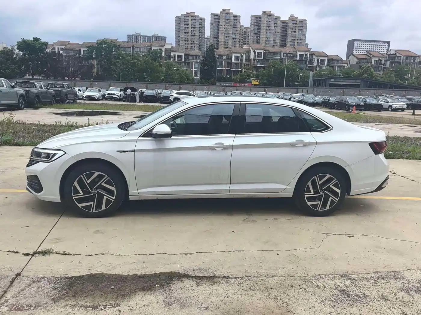 Volkswagen Sagitar, миниатюра 10