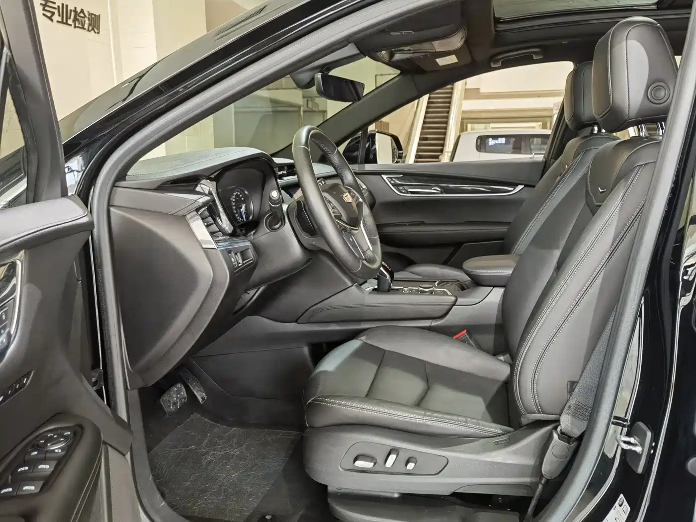 Cadillac XT5 2020 28T AWD Luxury Model фото 4