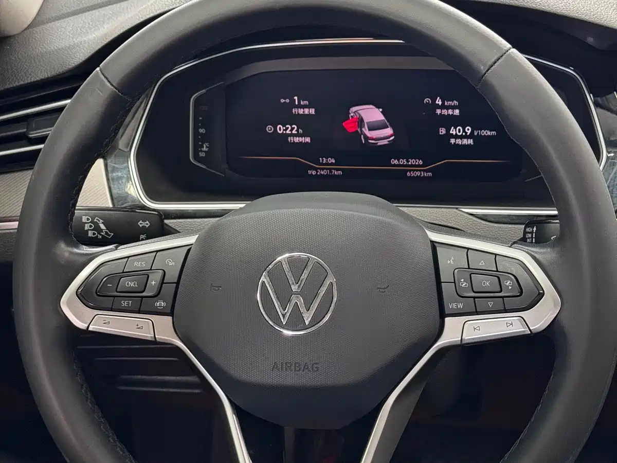 Volkswagen Magotan 2021 330TSI DSG 30th Anniversary Edition фото 16