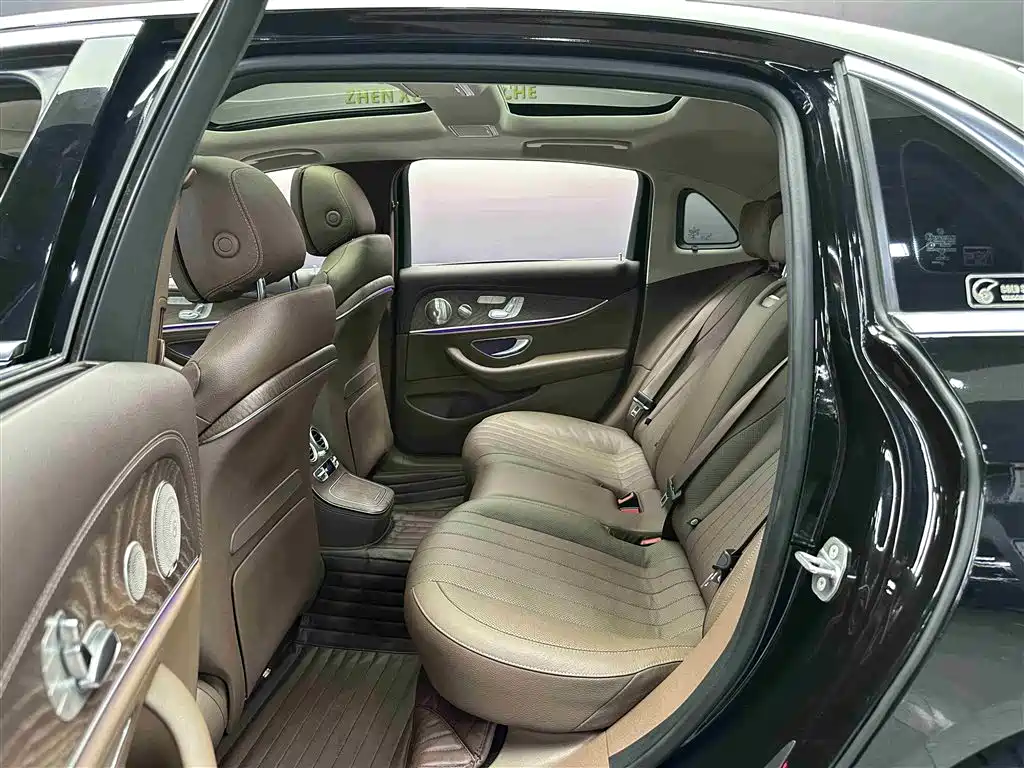  E CLASS