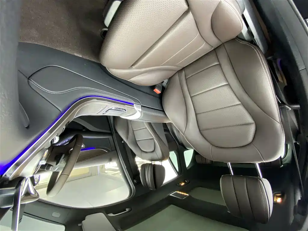 Mercedes-Benz GLC 2020 Facelift GLC 260 L 4MATIC Luxury фото 10