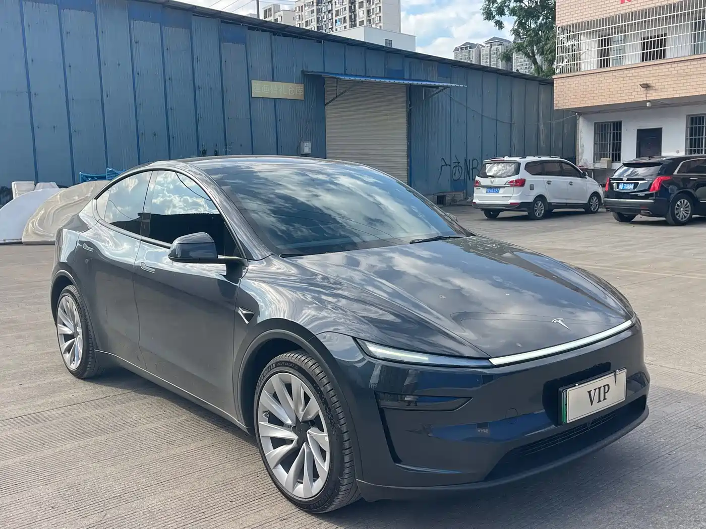Tesla Model Y 2026 2026 Long Range Rear-Wheel Drive