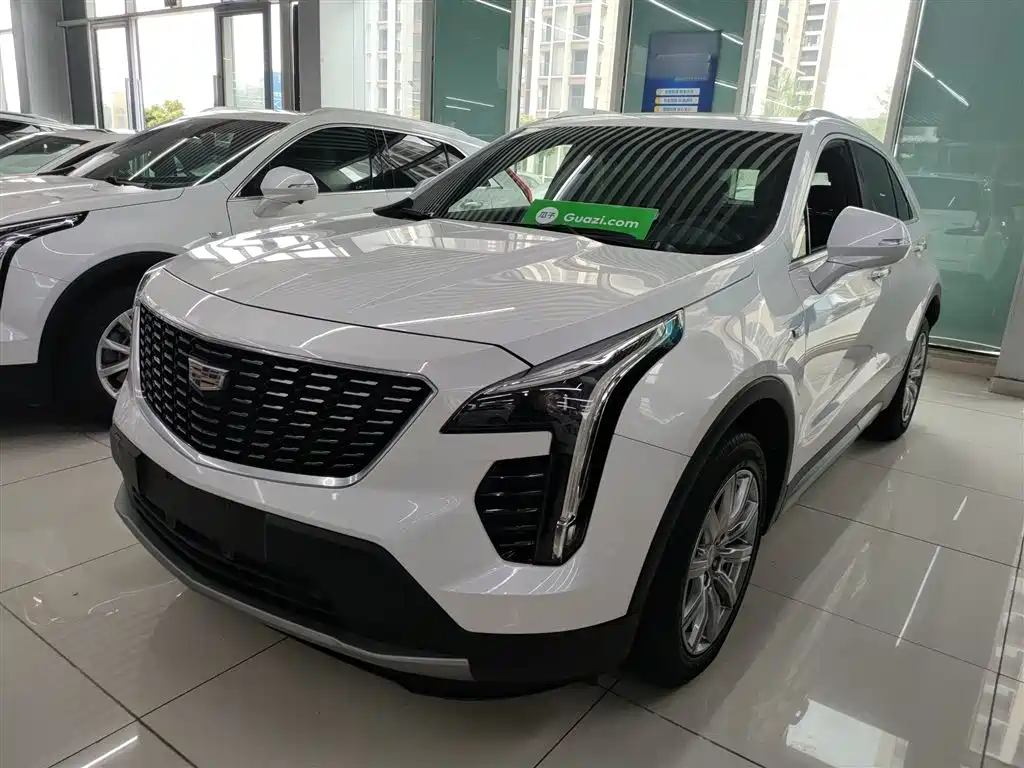 Cadillac XT4 2018 28T FWD Leading Edition фото 2