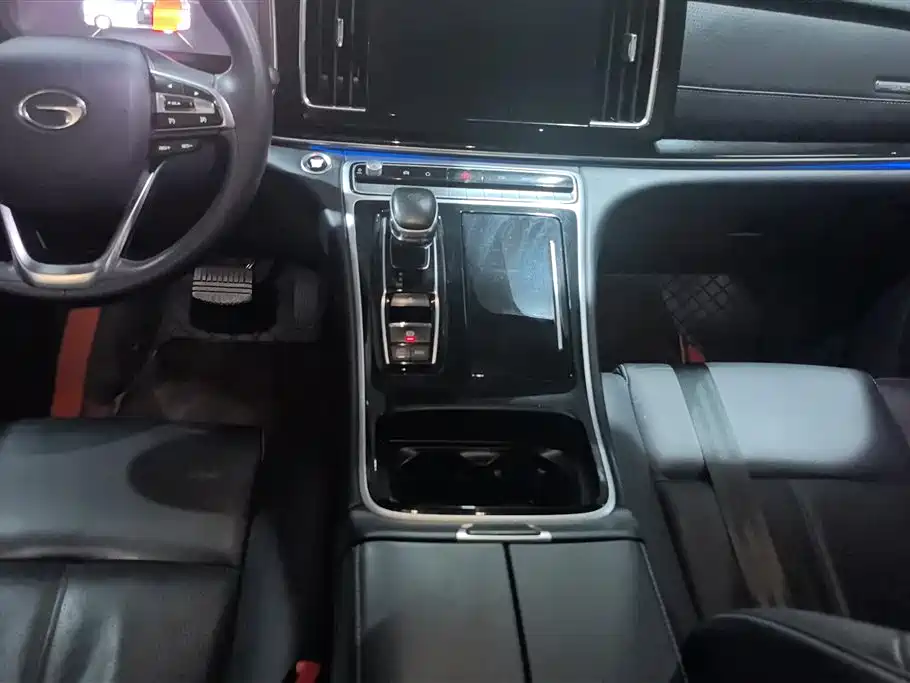 GAC Trumpchi Trumpchi M8 2021 Master Series 390T Supreme Welfare Edition фото 16