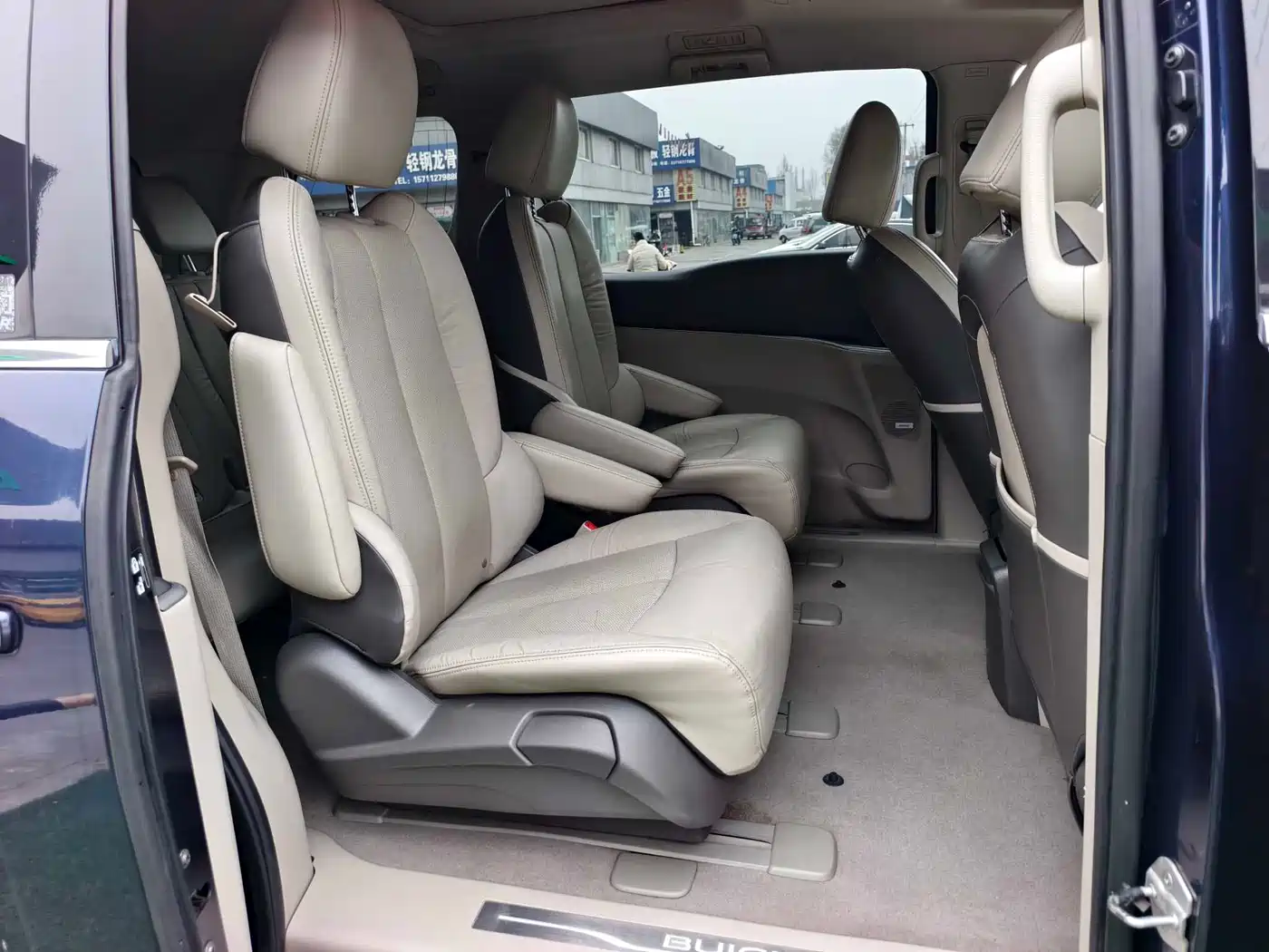 Buick GL8 2011 3.0L XT Luxury Business Flagship фото 15