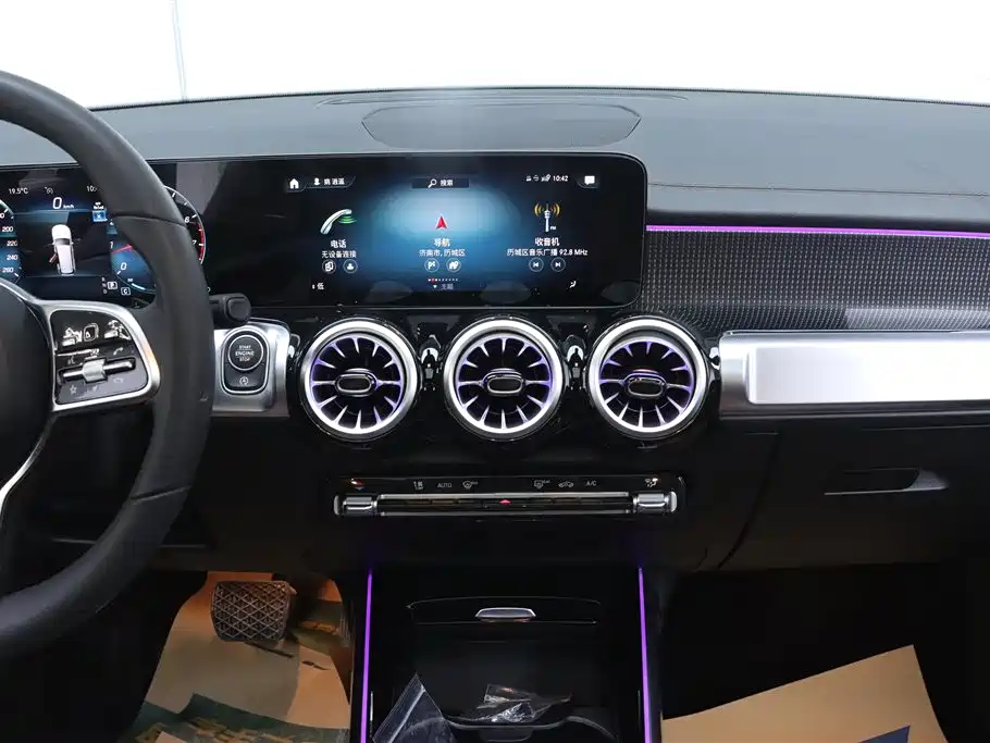 Mercedes-Benz GLB 2023 GLB 220 Style фото 26
