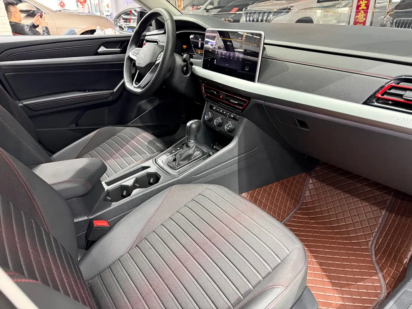 Volkswagen Lavida 2023 280TSI DSG Starlight Comfort Edition фото 18