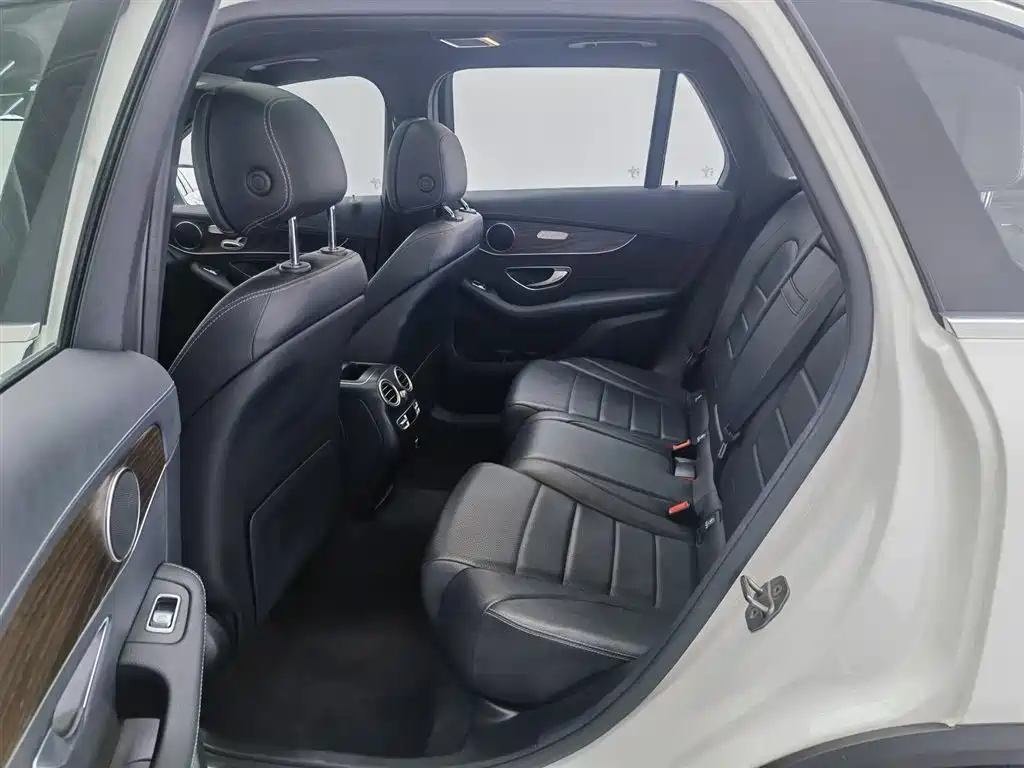 Mercedes-Benz GLC 2021 GLC 260 L 4MATIC Luxury фото 15