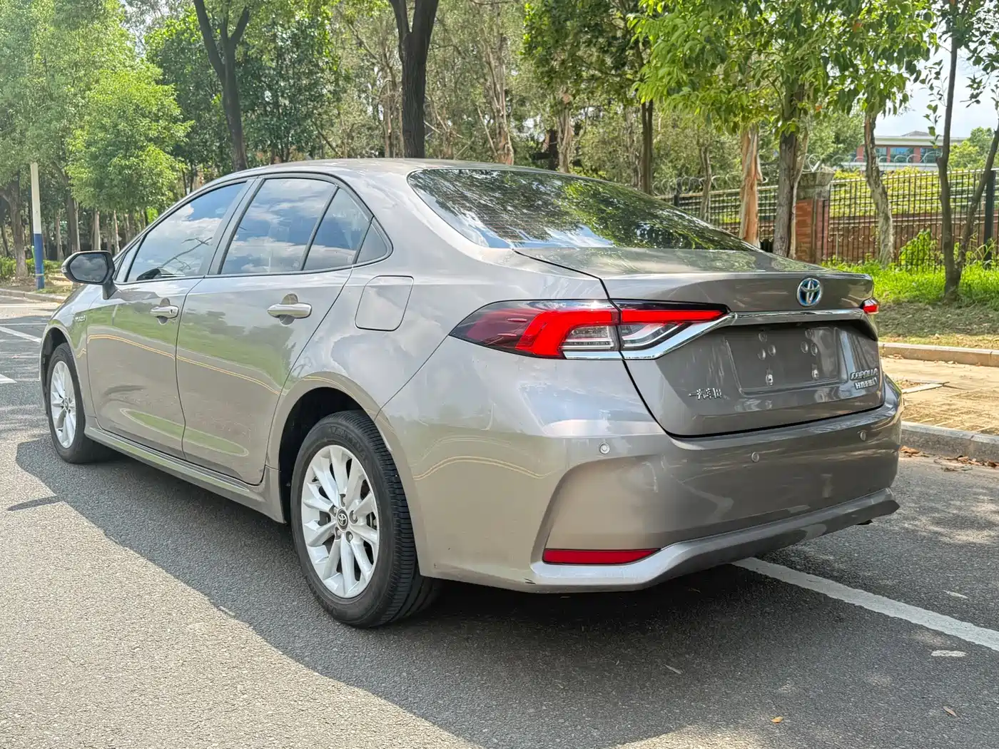 Фото 5 - Toyota Corolla