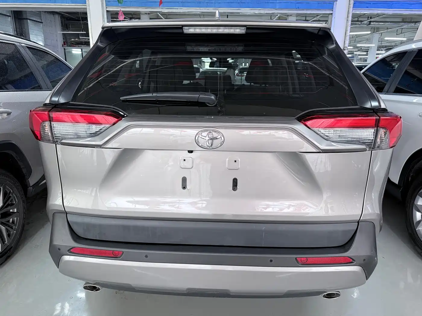 Toyota RAV4 Rongfang 2024 2.0L CVT FWD Style Plus Edition фото 18