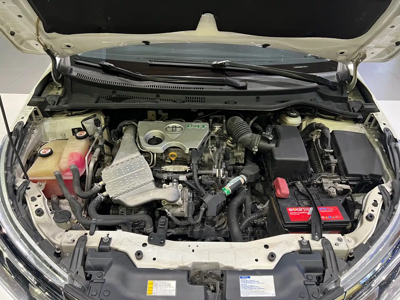 Toyota Corolla 2017 Facelift 1.2T S-CVT GL фото 18