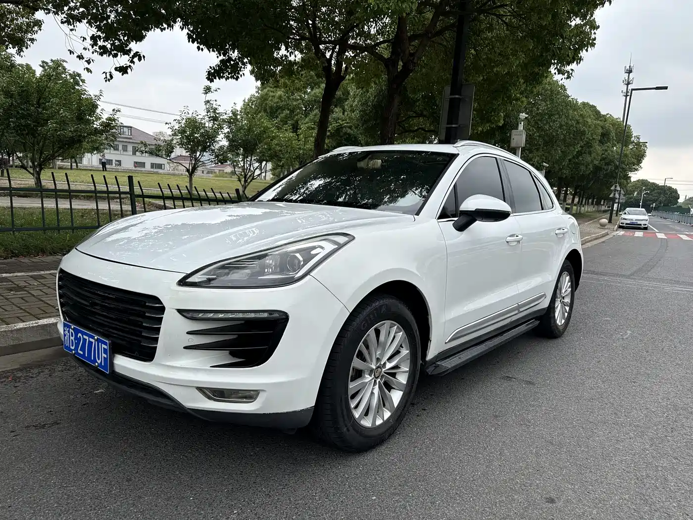 Zotye SR9 2017 2017 2.0T Auto Ultimate Heart Edition