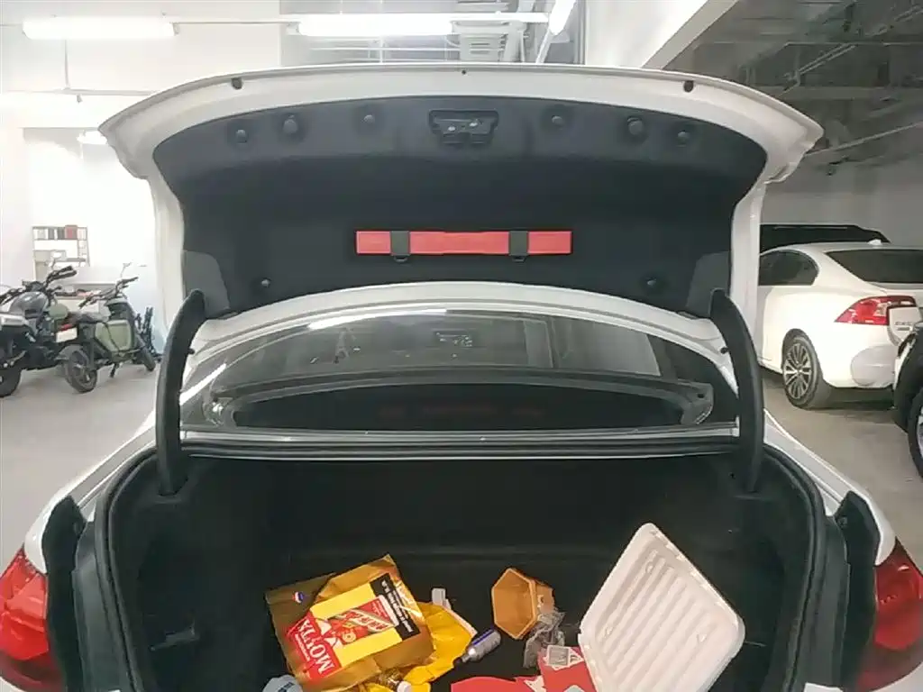 BMW 1 Series 2019 118i M Sport Package фото 19