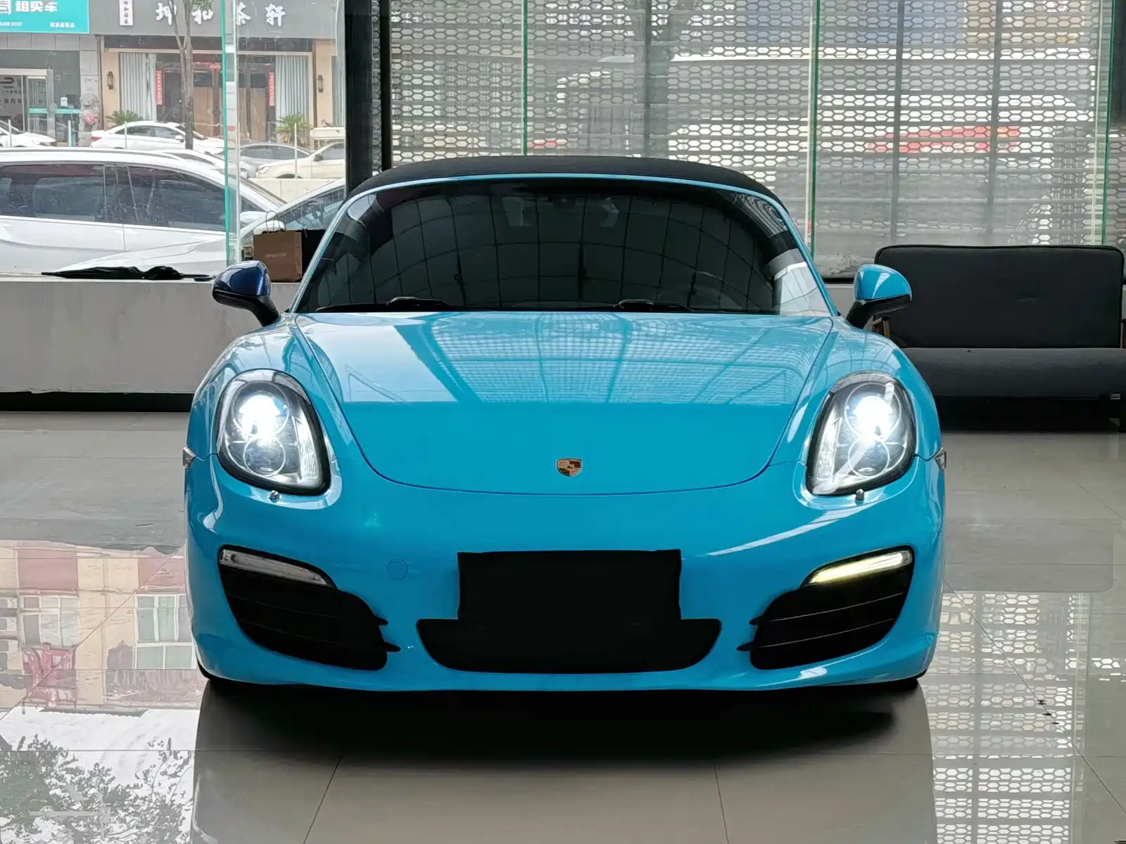 Photo 2 - Porsche Boxster