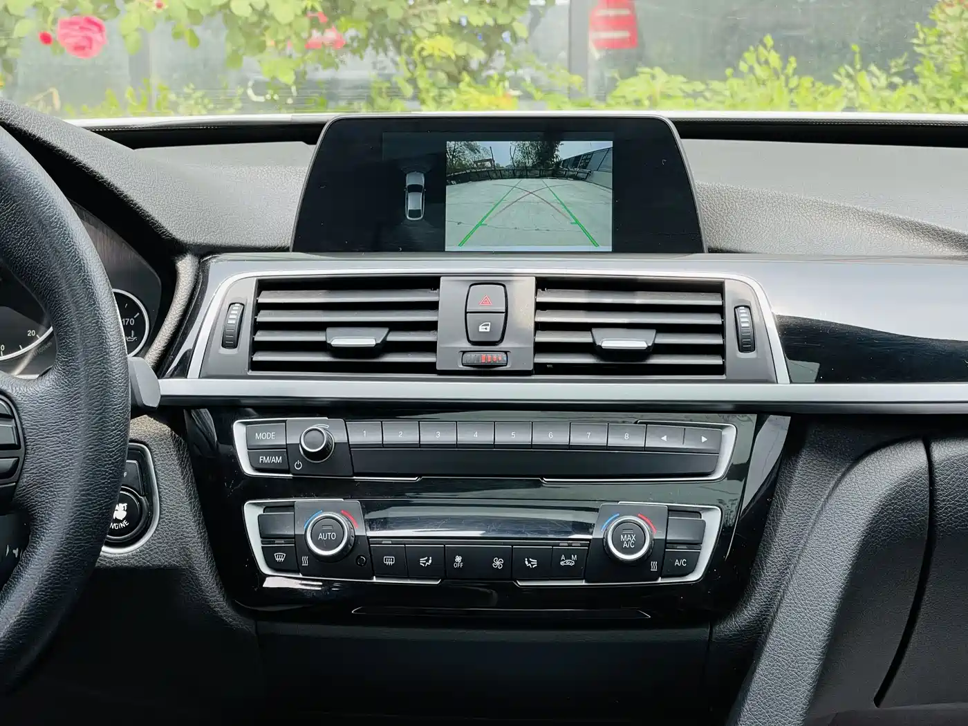 BMW 3 Series GT 2019 320i Fashion Model фото 11