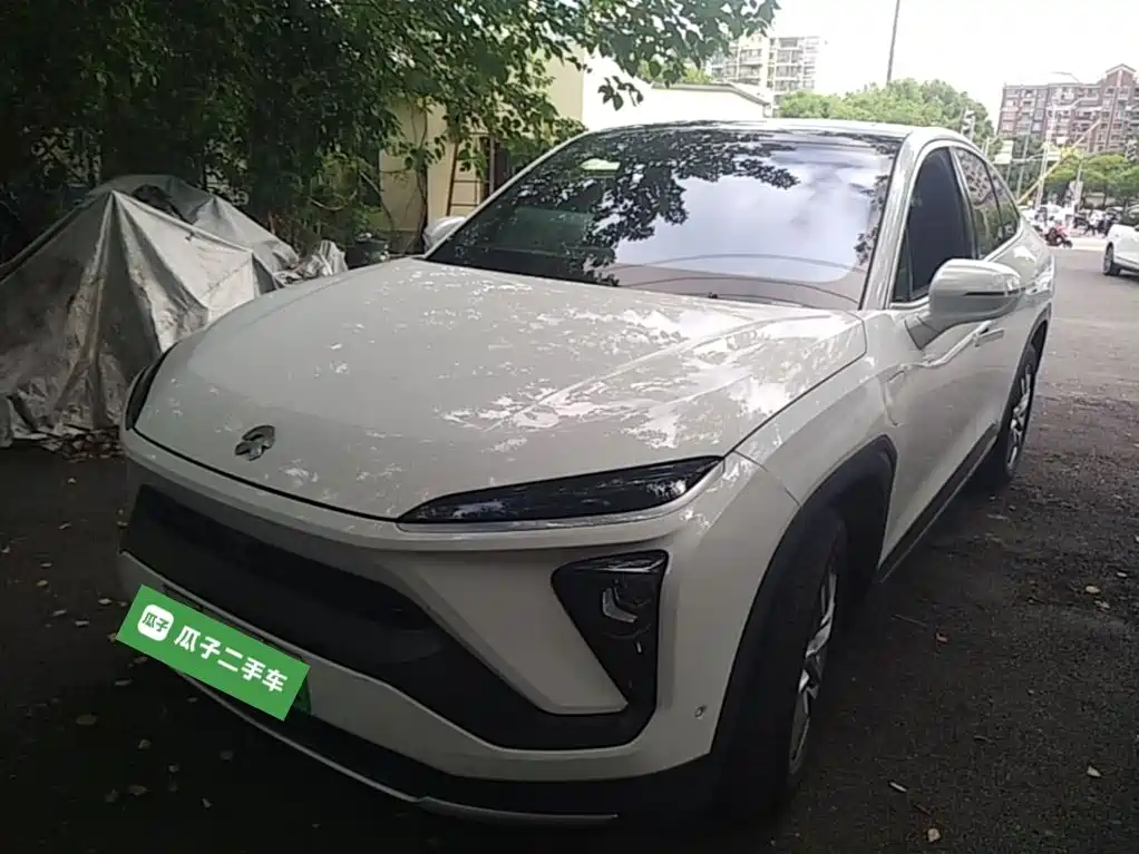 Фото 1 - NIO EC6