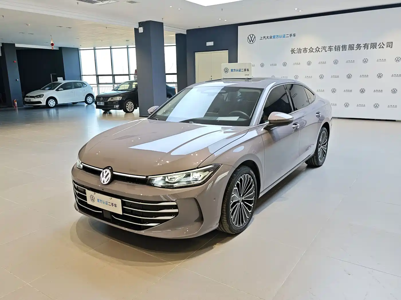 Volkswagen Passat 2025 Pro 380TSI Dragon Prestige Edition