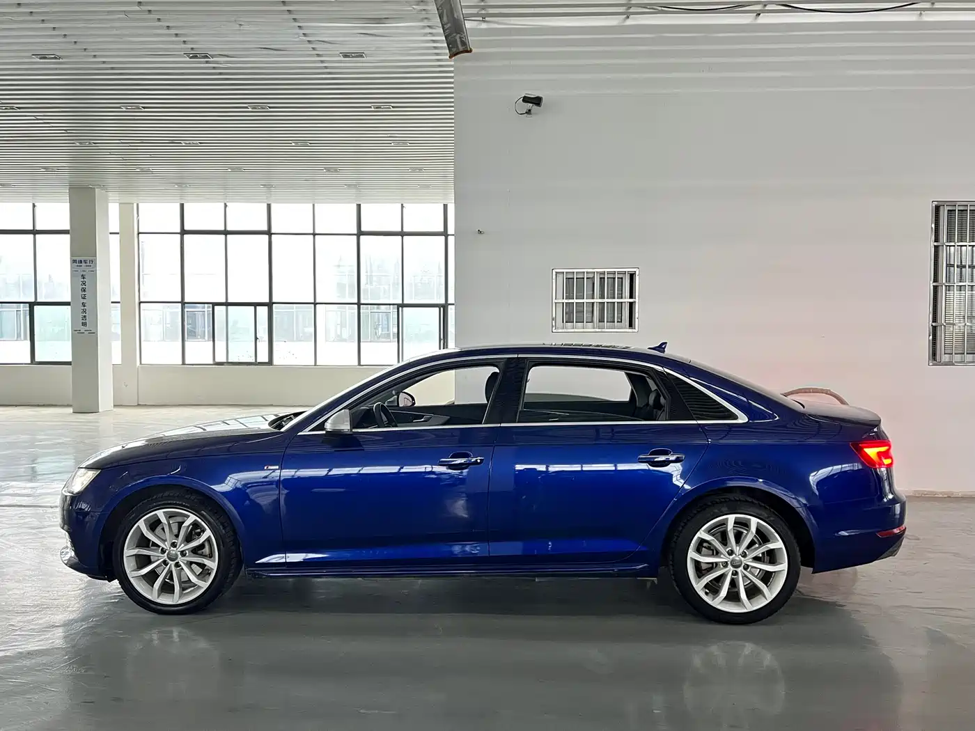 Audi A4L 2018 30th Anniversary 40 TFSI Progressive фото 2