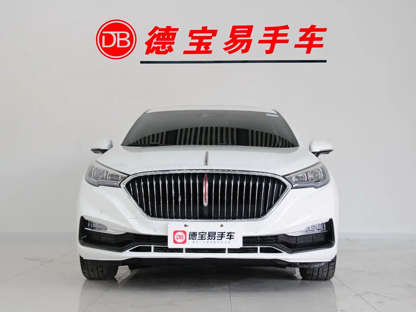 Hongqi H5 2020 1.8T Automatic Smart Connected Leader Edition фото 2