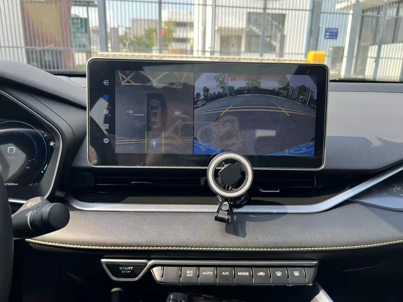 Фото 20 - Geely Preface