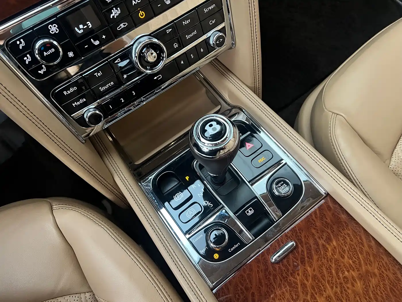 Bentley Mulsanne 2017 6.8T Long Wheelbase фото 7