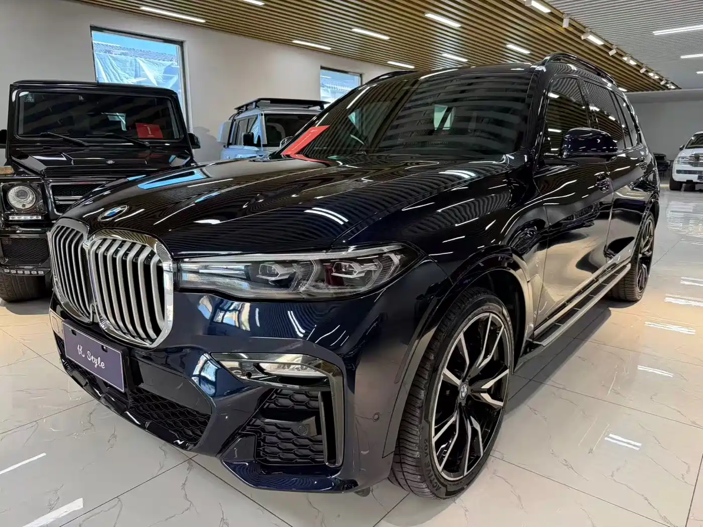 صورة 2 - BMW X7