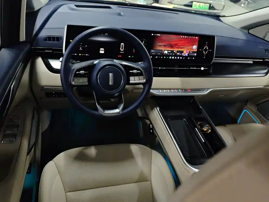 WEY Alpine 2025 2023 AWD Flagship