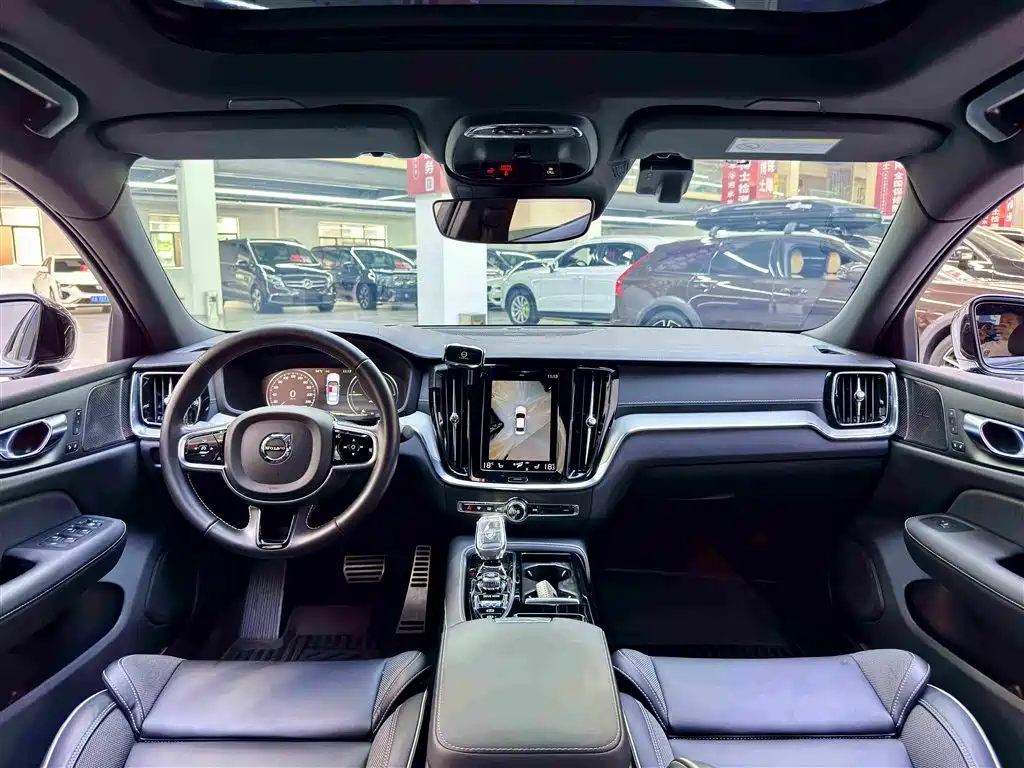Volvo S60 Plug-in Hybrid 2021 2021 T8 Twin Engine AWD R-Design Sport Edition