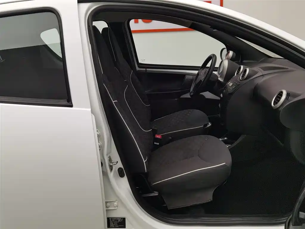 BYD F0 2015 1.0L AMT Xuan Cool Edition фото 23