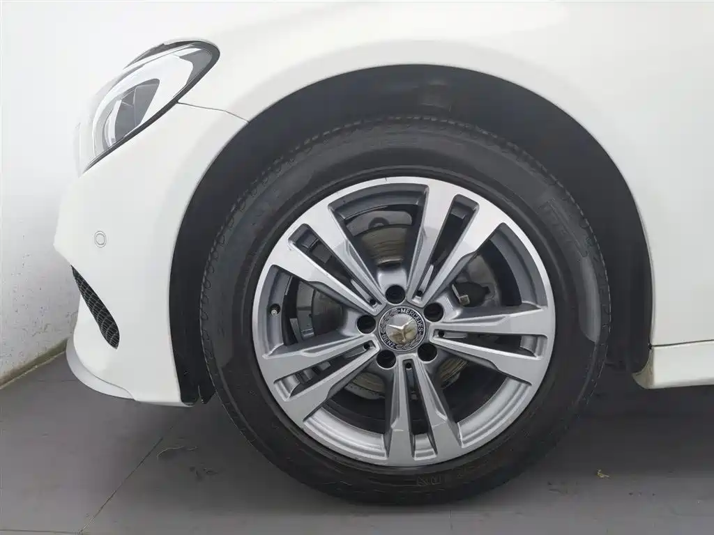 Mercedes-Benz C-Class 2017 Facelift C 200 L Sport Edition фото 17