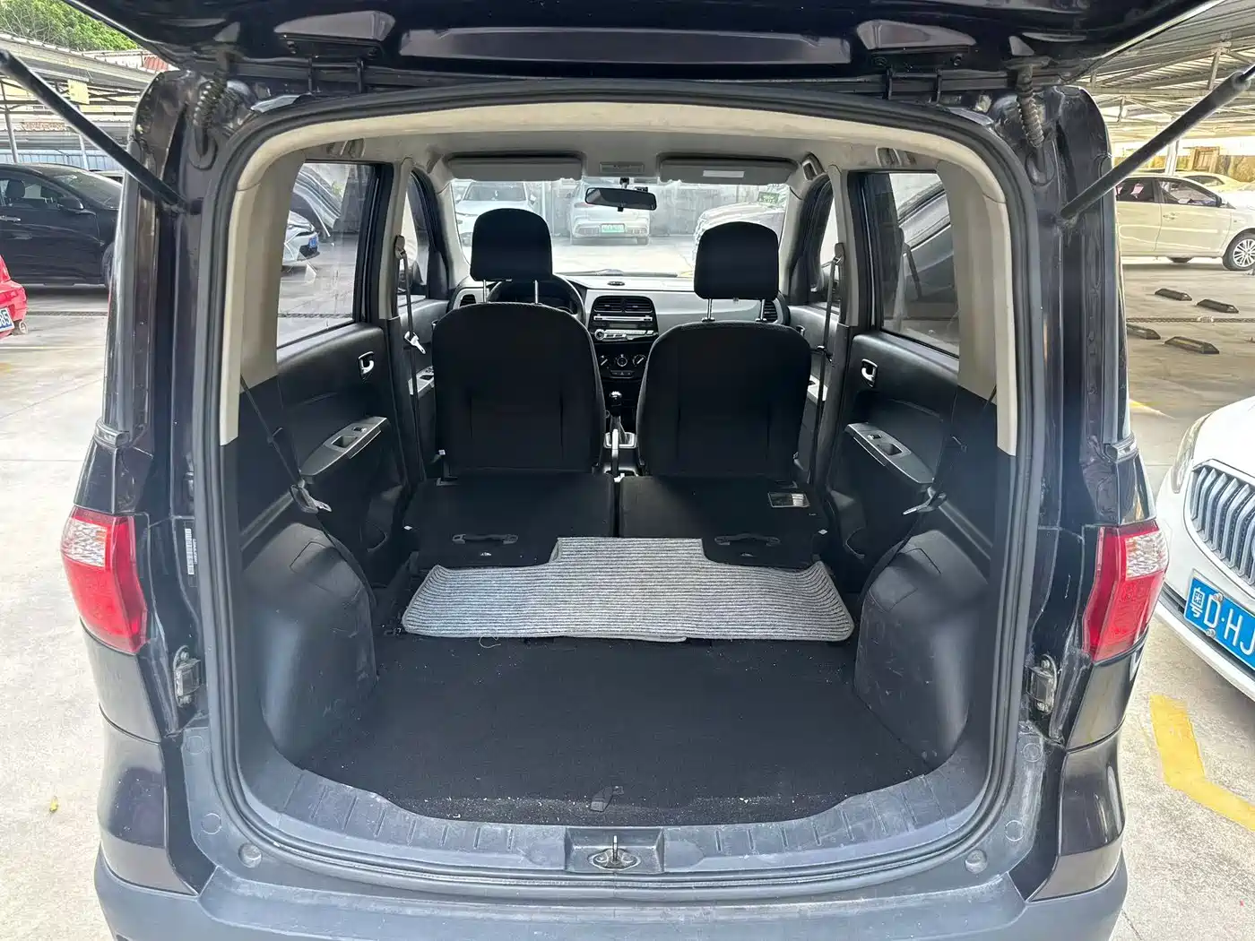 Changan Oshan Ouliv 2014 2013 Model 1.4L Manual Sport Edition