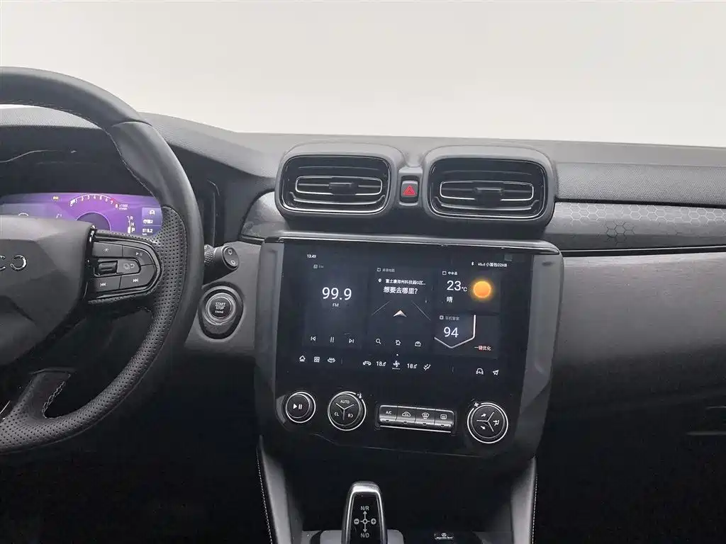 Lynk & Co 02 Hatchback 2022 2.0TD Plus фото 12