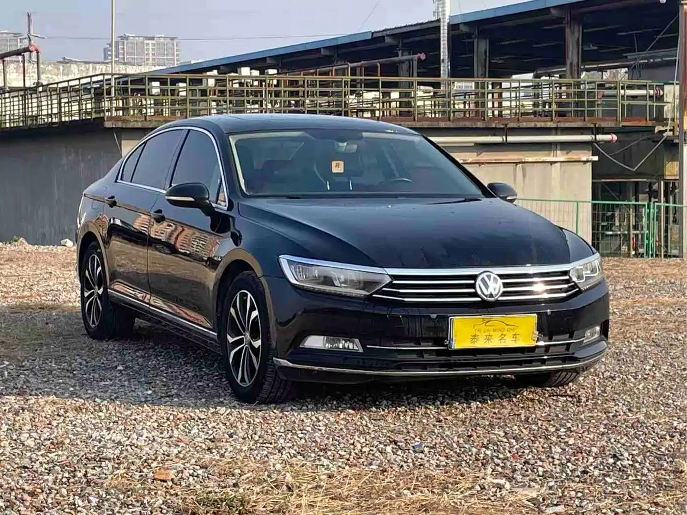 Volkswagen Magotan 2017 330TSI DSG Luxury фото 3