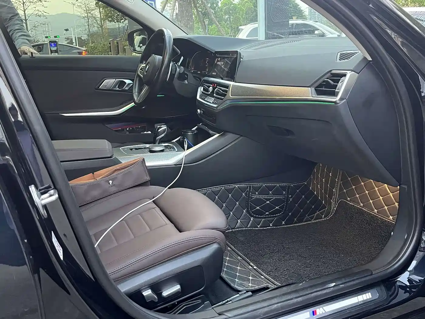 BMW 3 Series 2021 325Li M Sport Night Edition фото 6