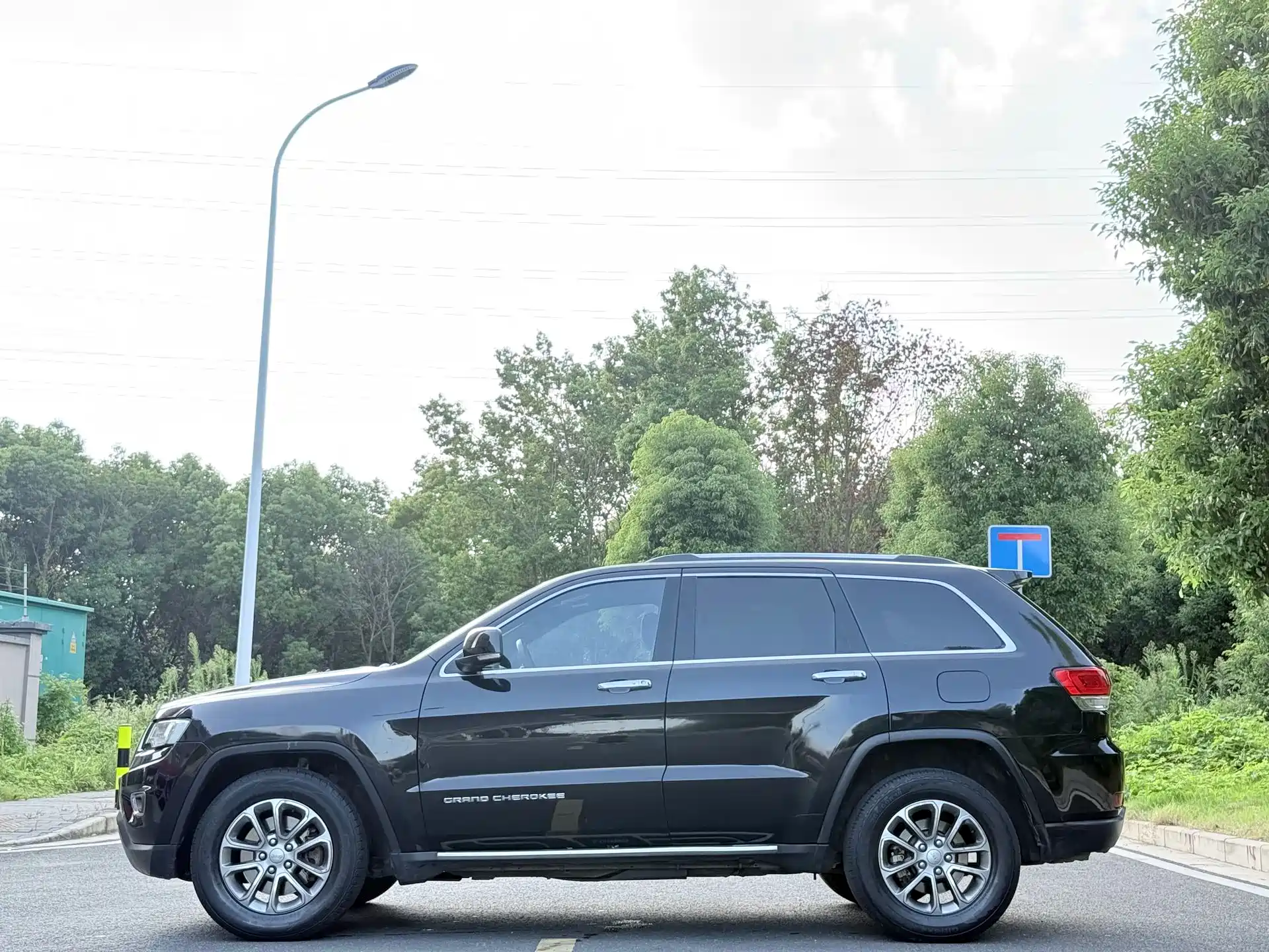 صورة 4 - Jeep Grand Cherokee (Import)