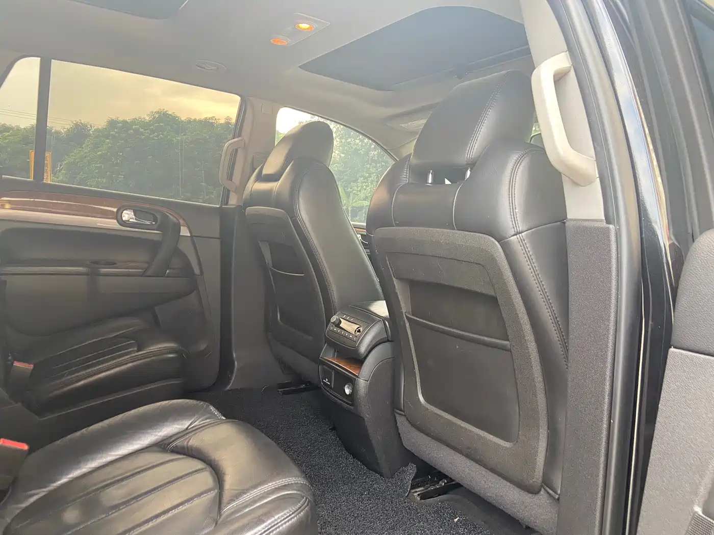 Buick Enclave 2010 3.6L Flagship Edition фото 31