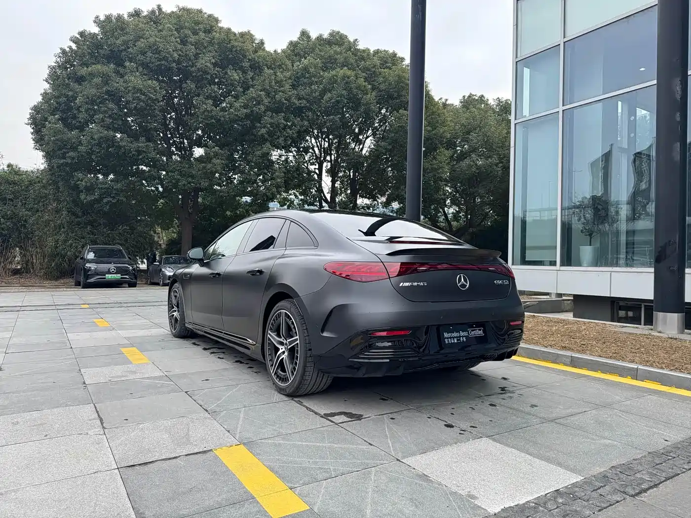 MERCEDES-BENZ EQE AMG