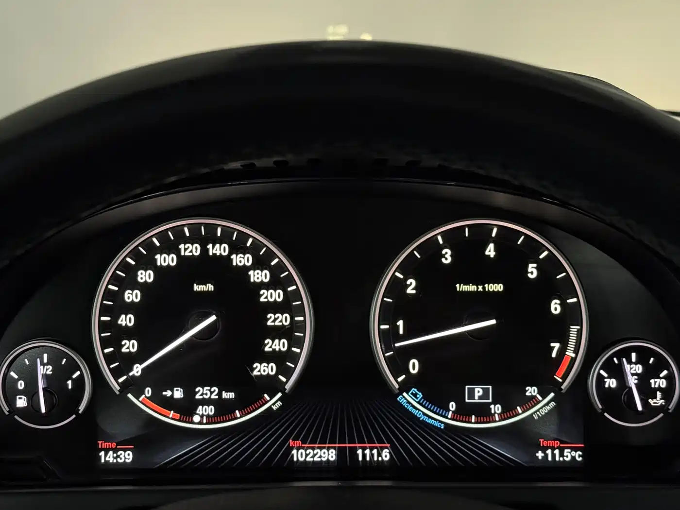 BMW X6 2015 xDrive35i Luxury Model фото 13