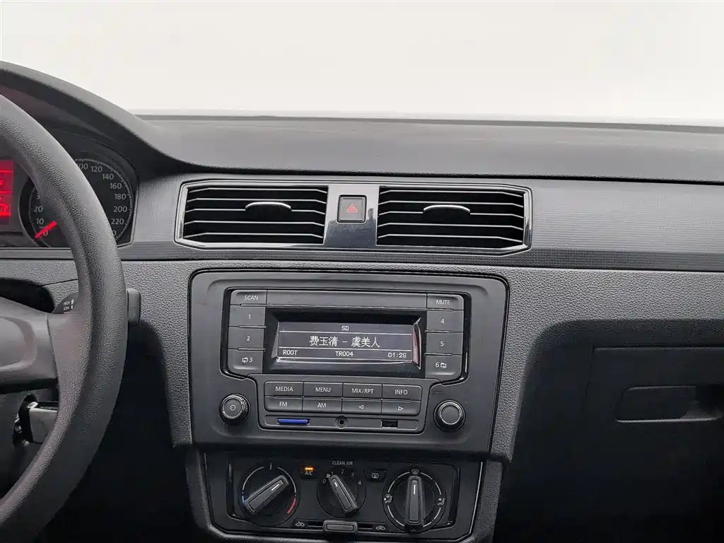 Volkswagen Santana 2021 1.5L Manual Trend Edition фото 12
