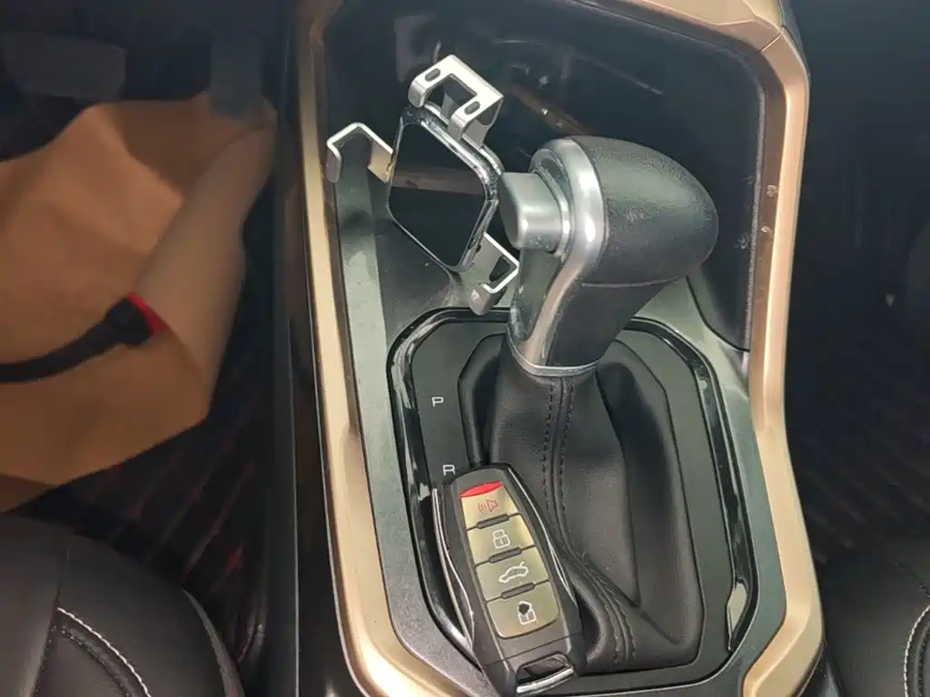 Photo 14 - Haval H6
