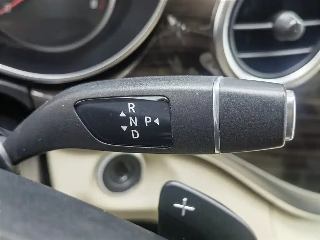Mercedes-Benz V-Class 2018 V 260 Navigator Edition China VI фото 13