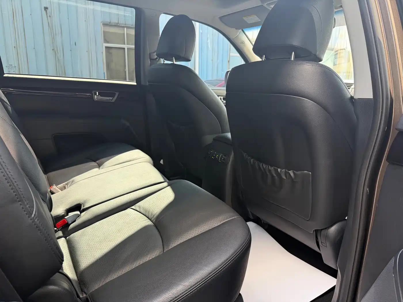 Kia Borego 2015 3.8L Luxury Edition China IV фото 6