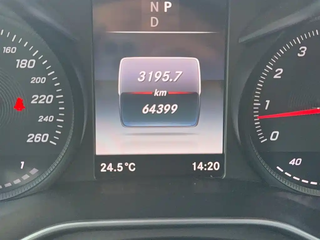 Mercedes-Benz GLC 2019 Facelift GLC 260 L 4MATIC Luxury фото 5