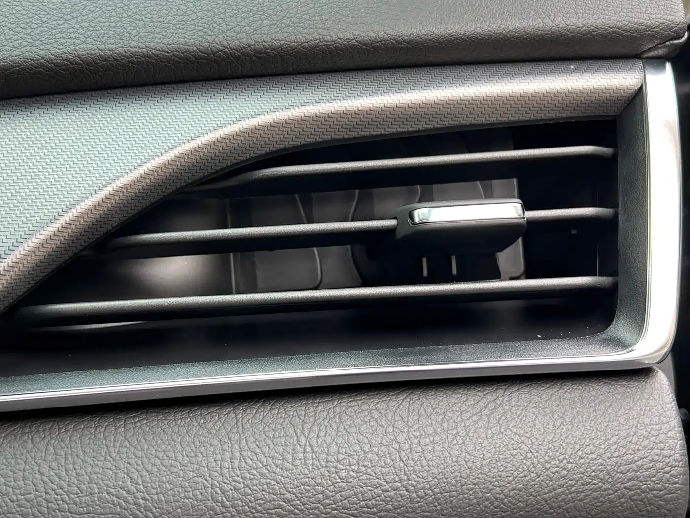 Cadillac CT5 2024 28T Luxury Model Pro фото 20
