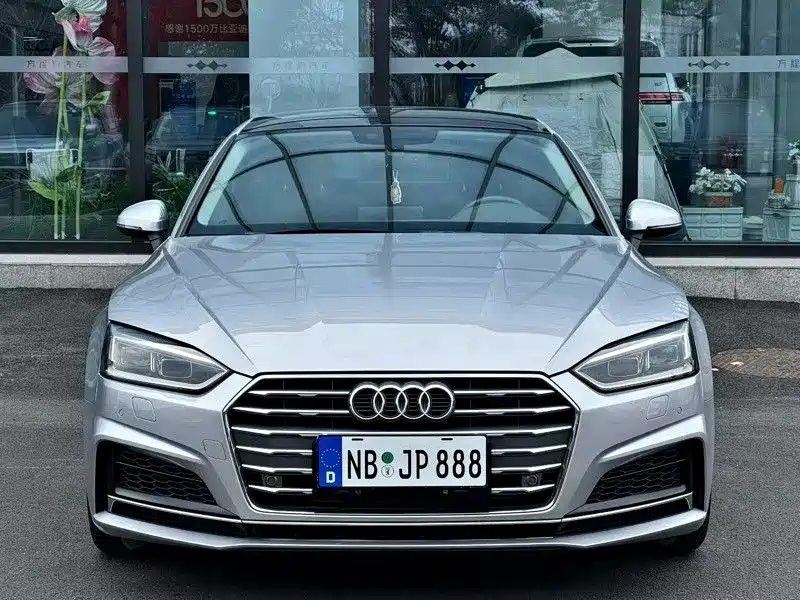 Audi A5 (Import) 2019 Sportback 45 TFSI Fashion фото 2