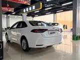 Фото 9 - Toyota Corolla