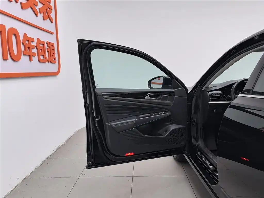 Volkswagen Passat 2021 Model 330TSI Elite Edition фото 8