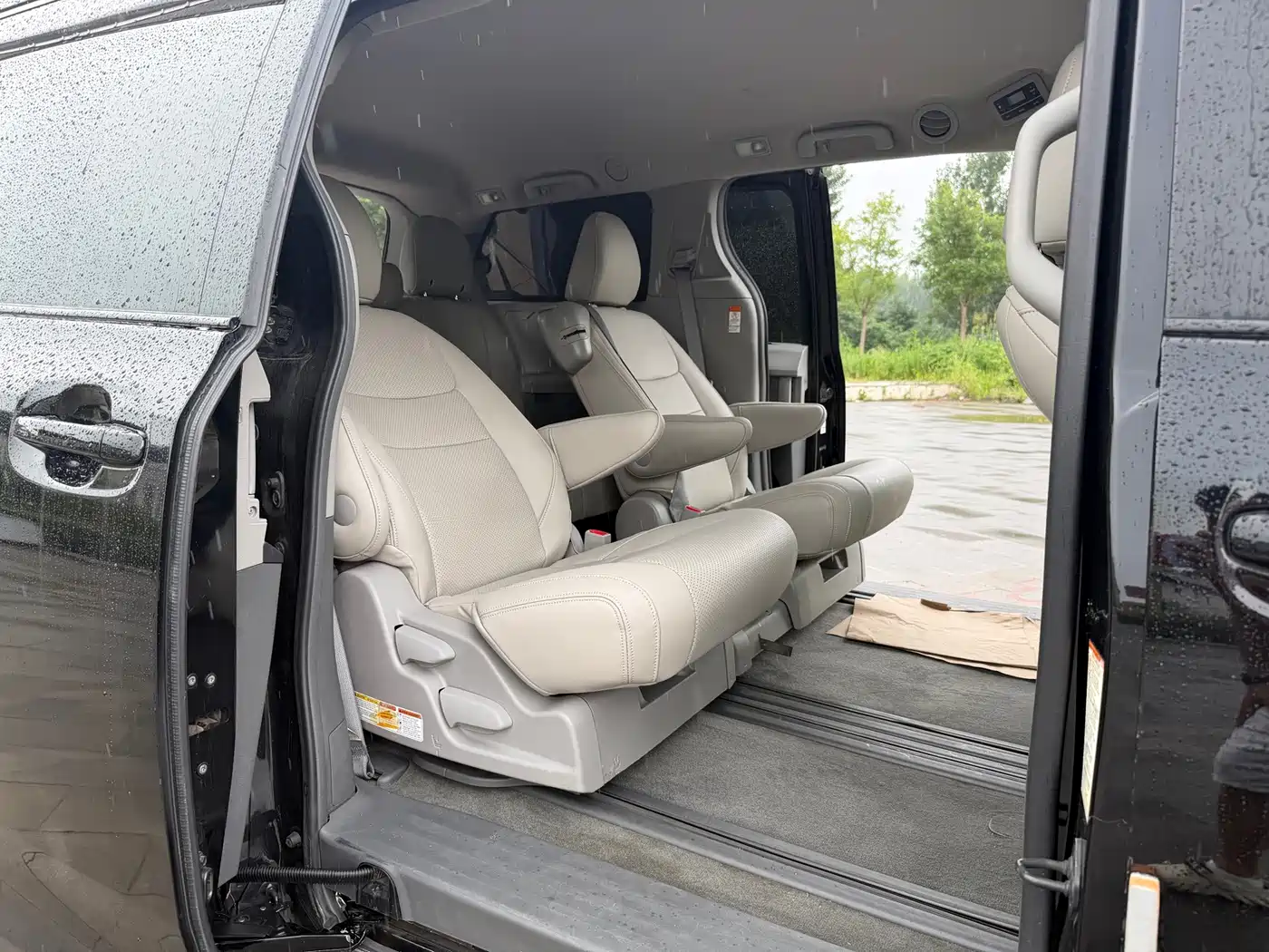 Toyota Sienna 2015 2015 3.5L 2WD LE