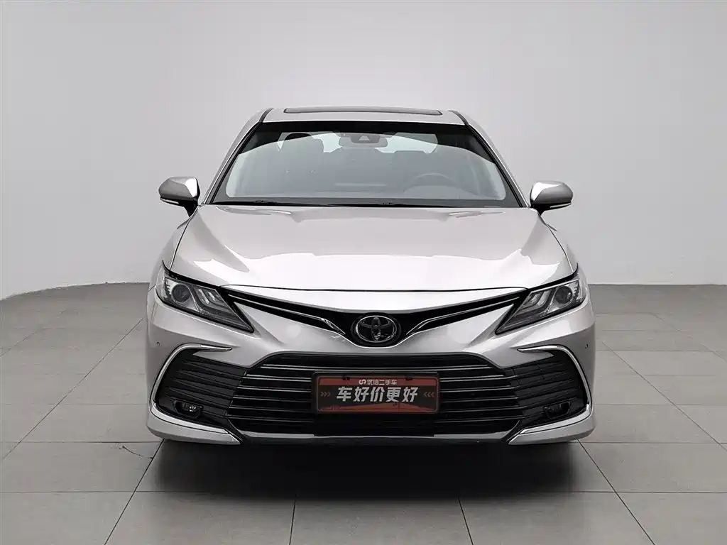 Toyota Camry 2021 2.0G Luxury Edition фото 3